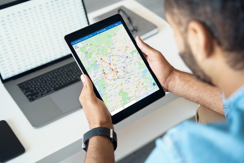 Search for destinations with Tourplanner 365 or enter them interactively on a map and calculate the optimal route with the Google Maps platform on your PC, laptop, tablet or smartphone.